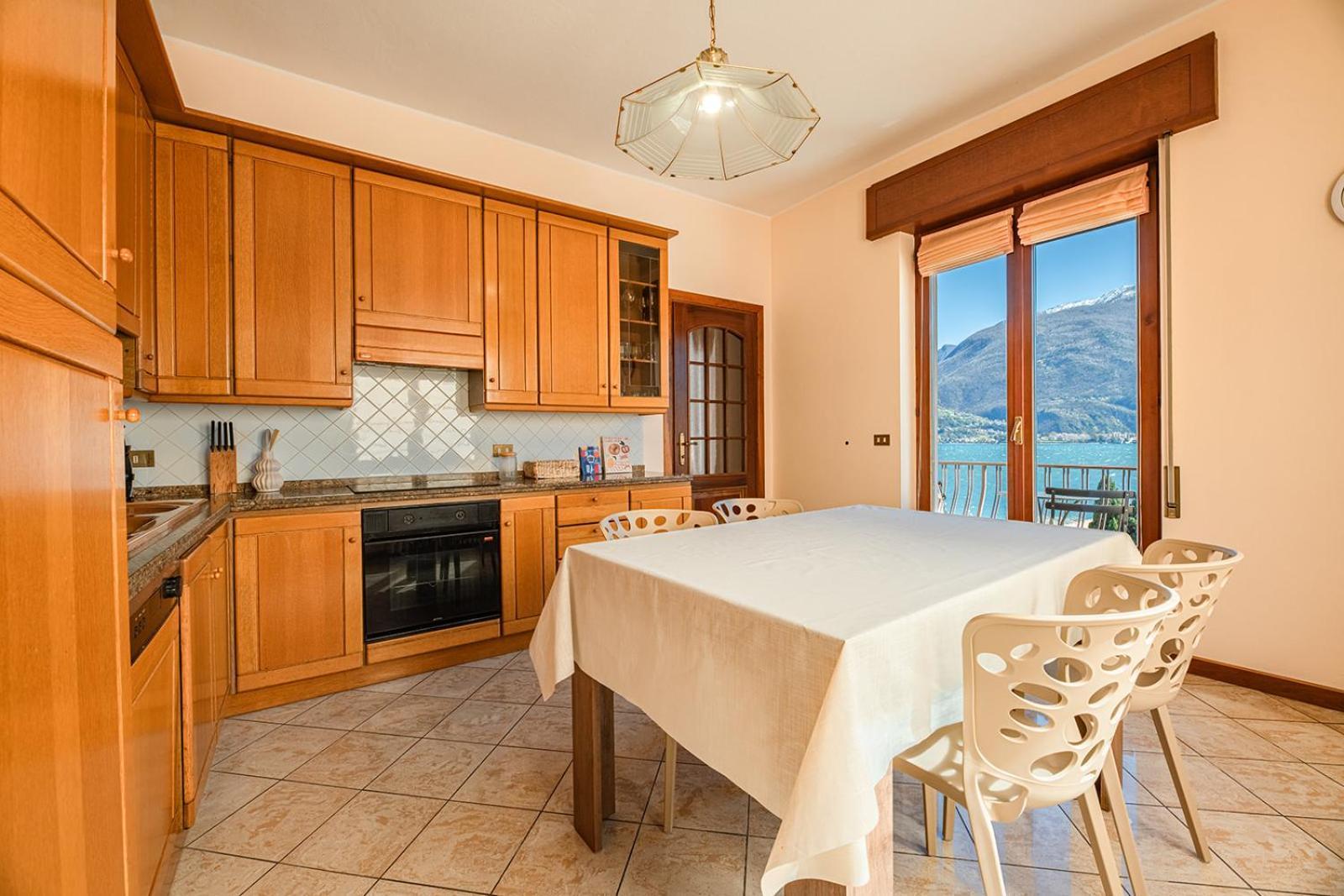 Appartamento Bellavista - Lake Como View - Near The Beach Cremia Exterior foto